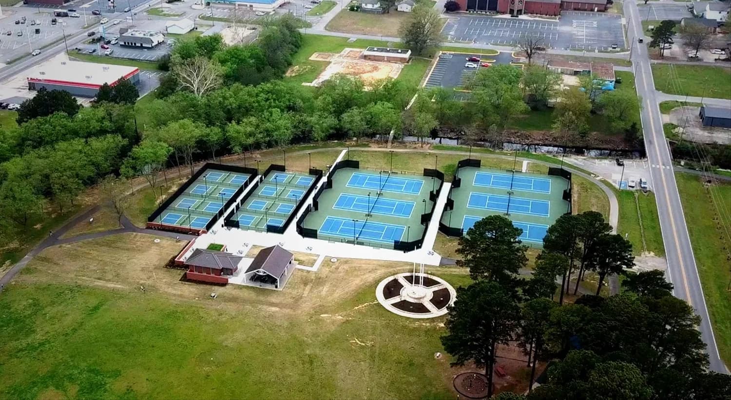 Aerial view of Searcy pickleball and tennis courts